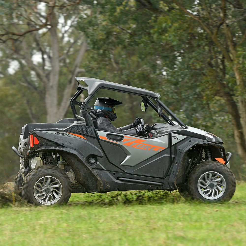 Quadriciclo SSV CFMOTO ZForce 800 Trail Laranja